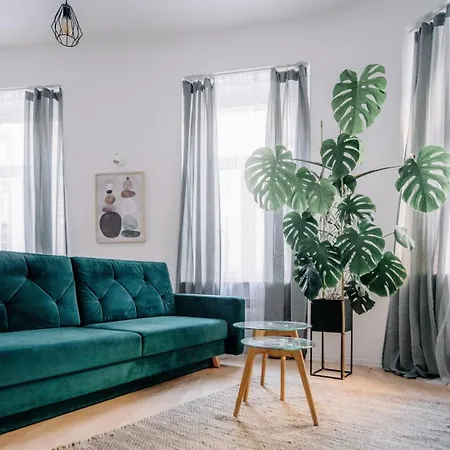 Piotrkowska Quiet Spot Апартаменти *