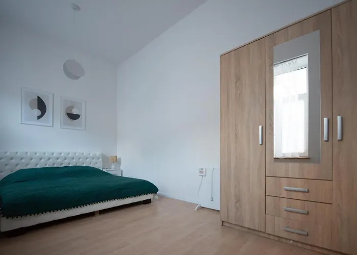 Piotrkowska Quiet Spot Апартаменти Лодзь