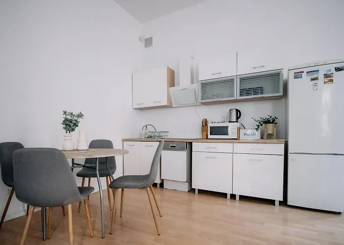 Piotrkowska Quiet Spot Апартаменти Лодзь